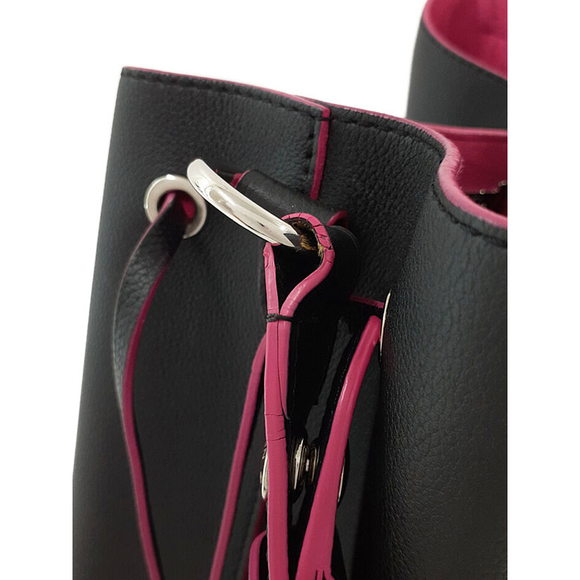 Louis Vuitton Lock Me Bucket Shoulder Bag Noir - Picture 4 of 8